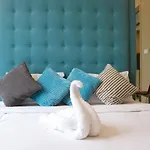 Chloe Suite The Robertson Bukit Bintang